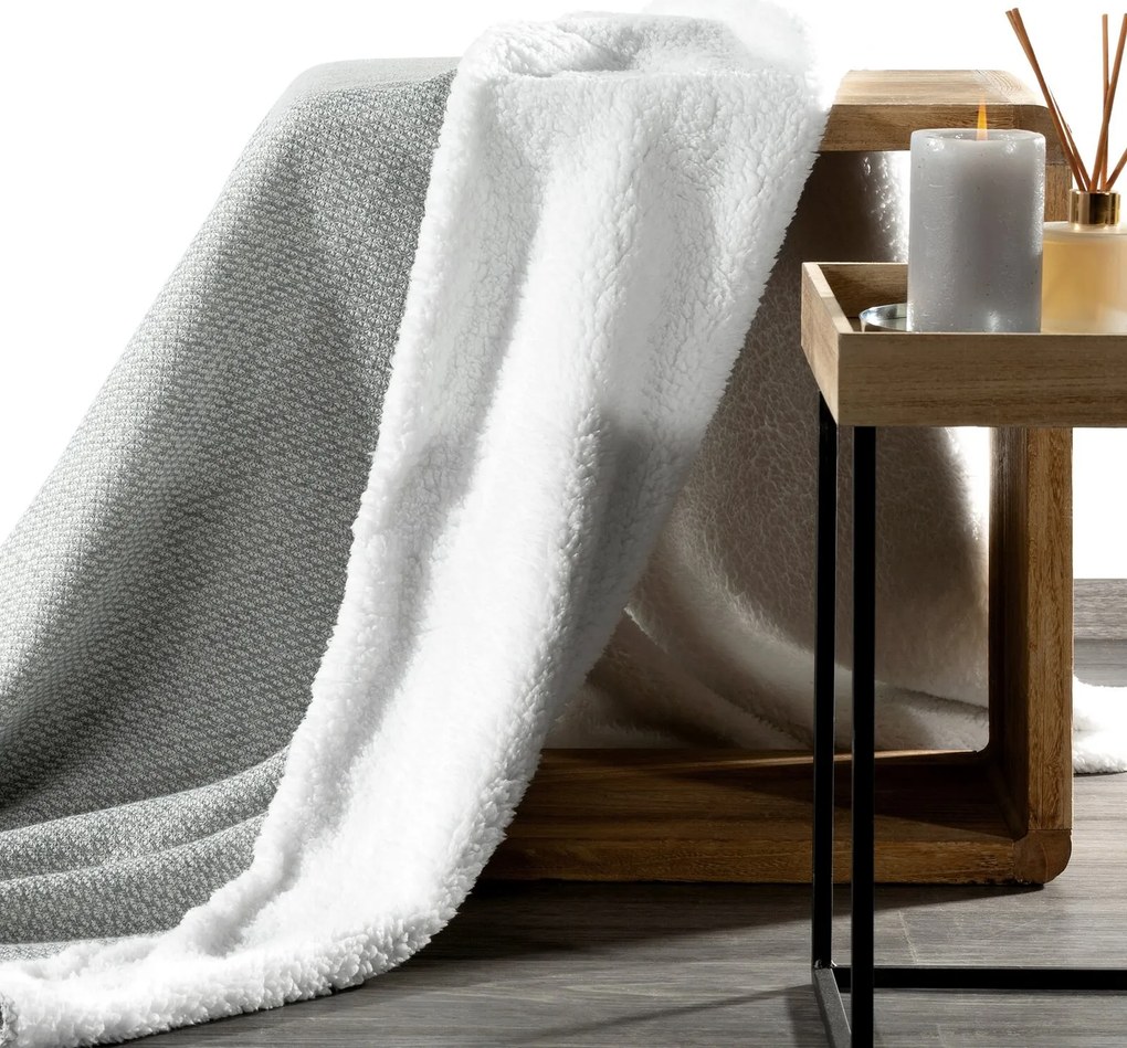 DEKA PANDA 150X200 CM STRIEBORNÁ