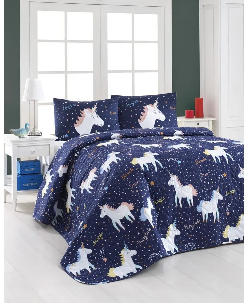 Set prešívaného prehozu a 2 obliečok na vankúše Eponj Home Magic Unicorn Dark Blue, 200 x 220 cm