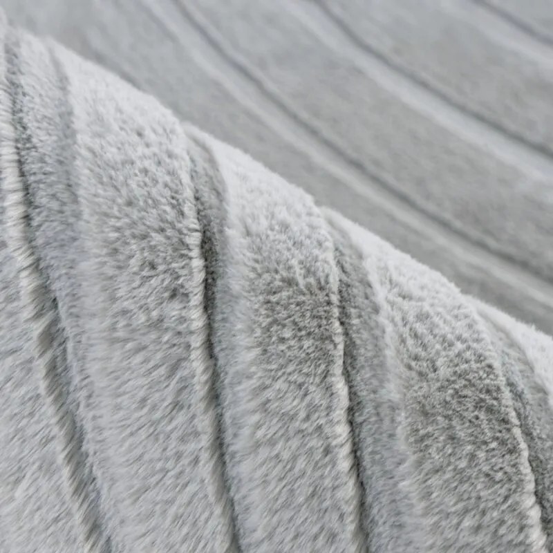 Dekorstudio Moderný kožušinový koberec Waves 503 - sivý Rozmer koberca: 120x170cm