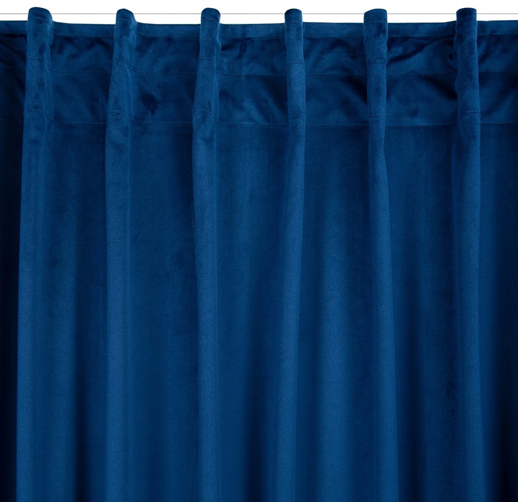 ZATEMŇOVACÍ ZÁVES NA PÁSKE MADLEN 140X300 CM TMAVOMODRÁ