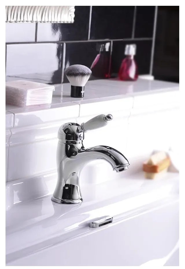 Stojančeková umývadlová batéria v striebornej farbe Kirké White – Sapho