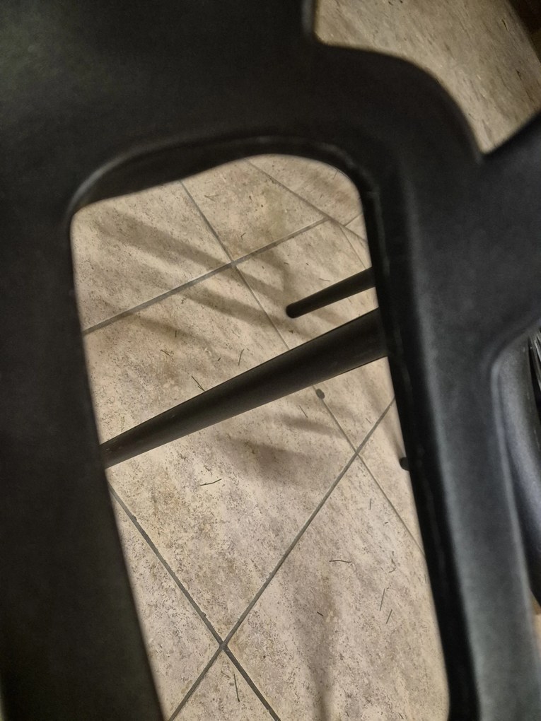 Dekorstudio Plastová dizajnová stolička ALBERO čierna II.akosť