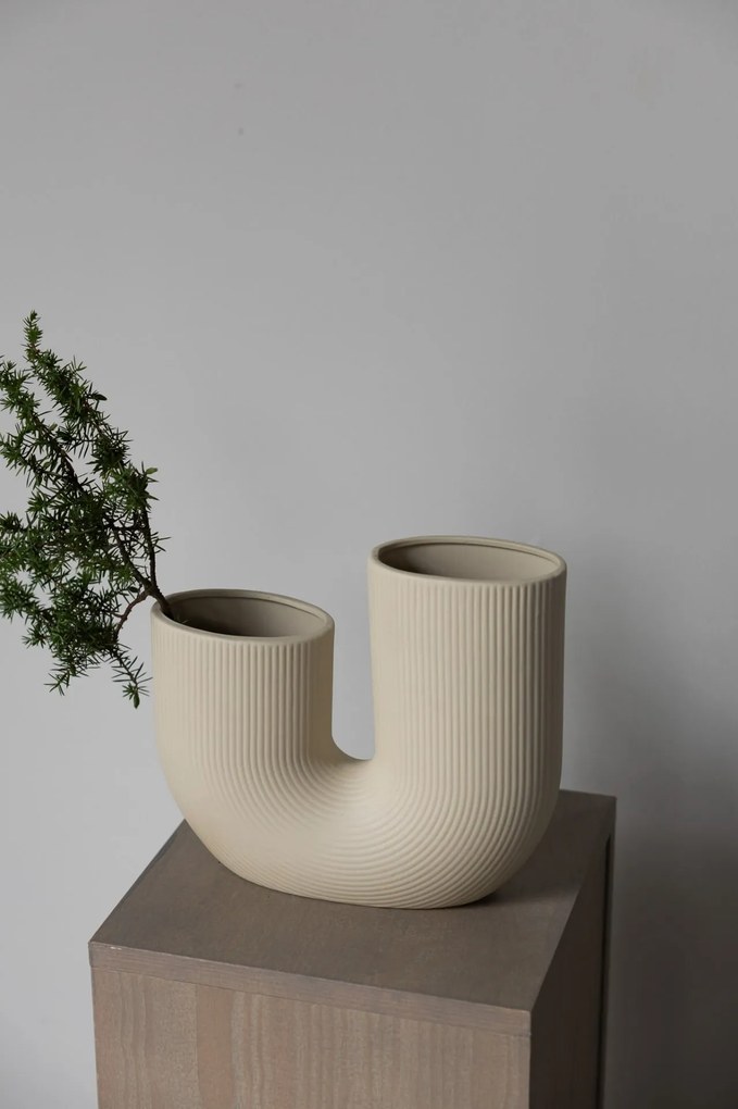 Storefactory Porcelánová váza STRÅVALLA Beige