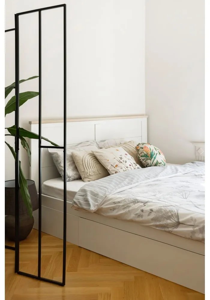 Biela dvojlôžková posteľ s úložným priestorom 140x190 cm Gabi - Marckeric