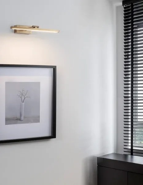 LED nástenné svietidlo Marnell 37.6 mosadz