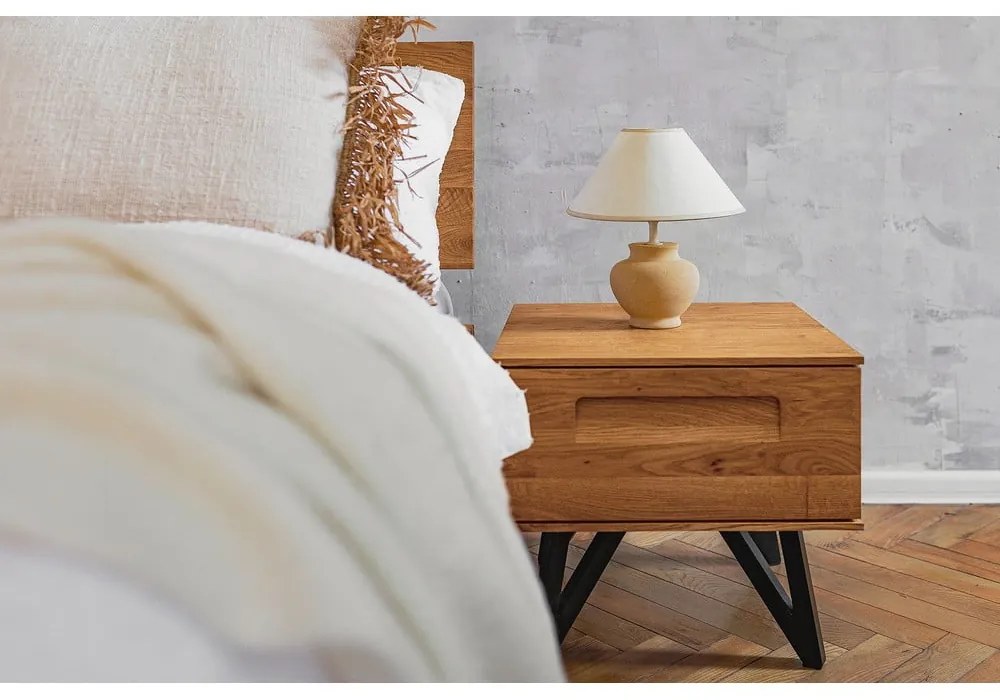 Nočný stolík z dubového dreva Golo - The Beds