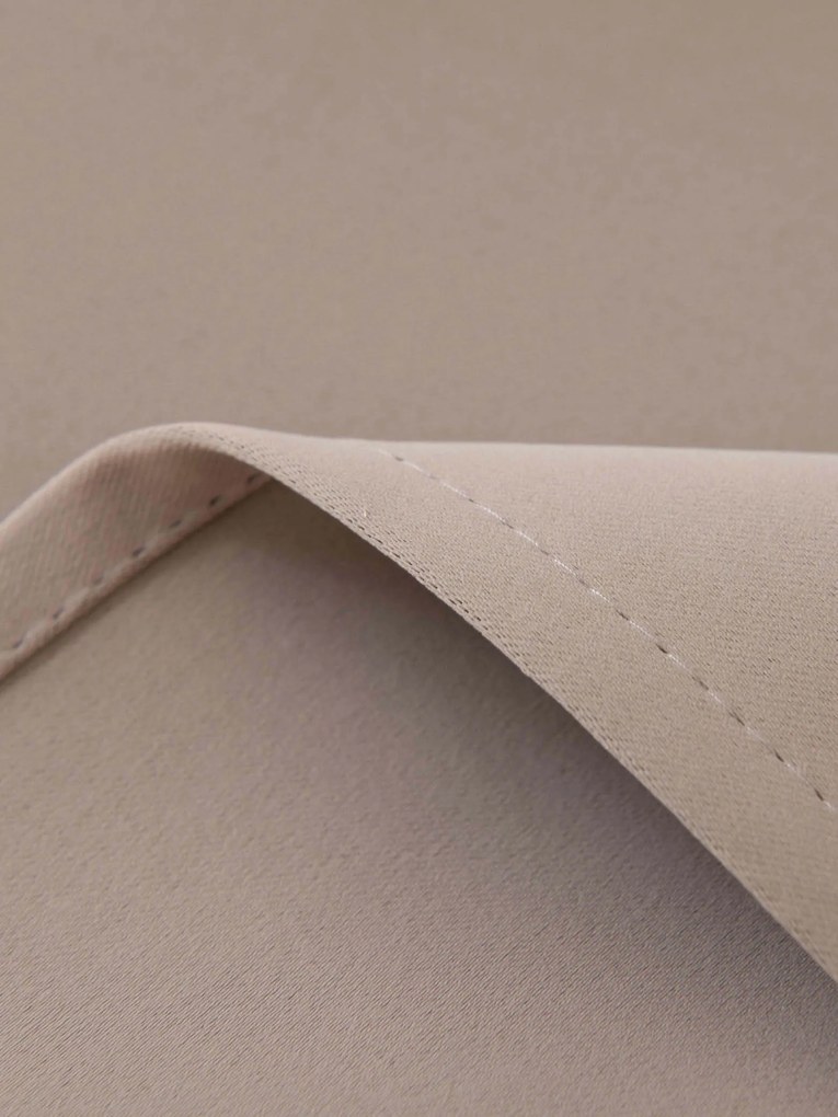 Blackout závesy Elias cappuccino – 140 × 180 cm (2 ks) - riasiaca stuha