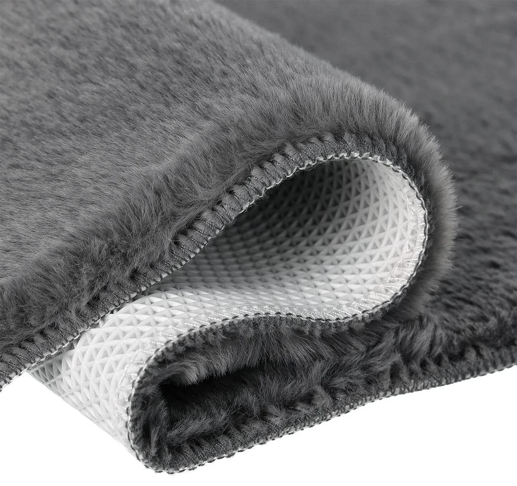 Dekorstudio Kožušinový koberec do kúpeľne TOPIA mats - tmavo sivý Rozmer koberca: 67x110cm