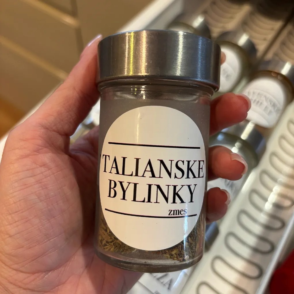 PIPPER. Taliansky balíček "La Dolce Cucina” - nálepky na koreničky Veľkosť: 5,3 cm