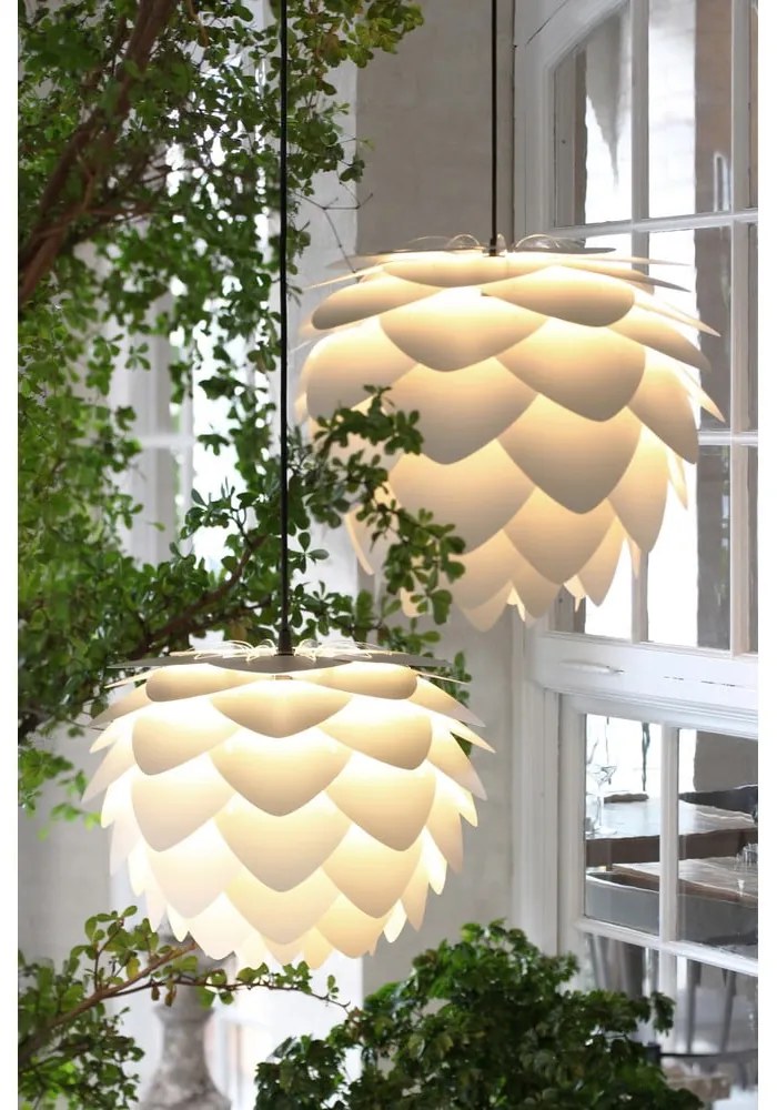 Krémovobiele tienidlo ø 59 cm Aluvia – UMAGE