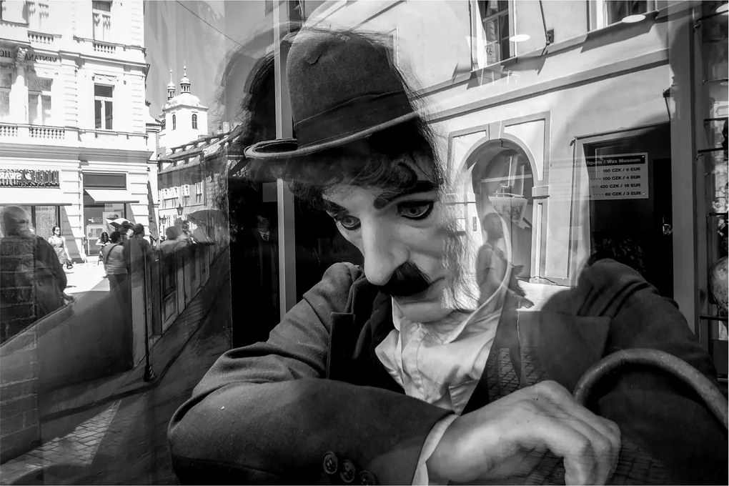Obraz - Charles Chaplin v Prahe (90x60 cm)