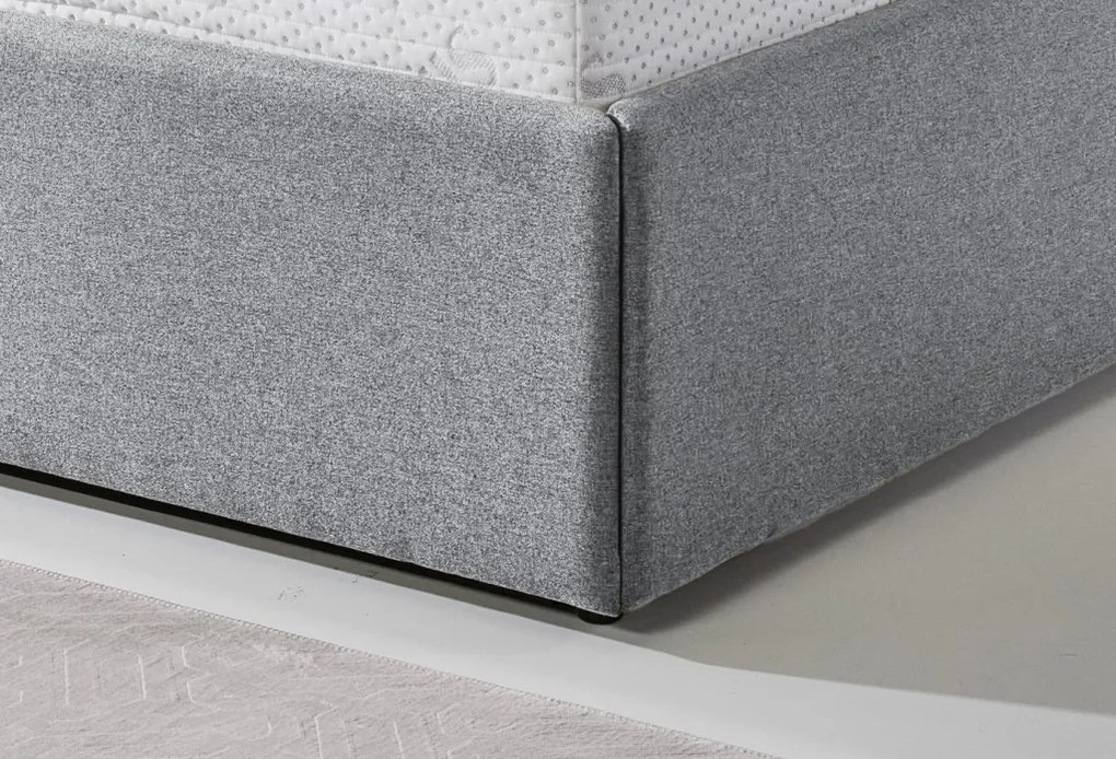 Postel Domango 140x200 cm, svetlo šedá látka