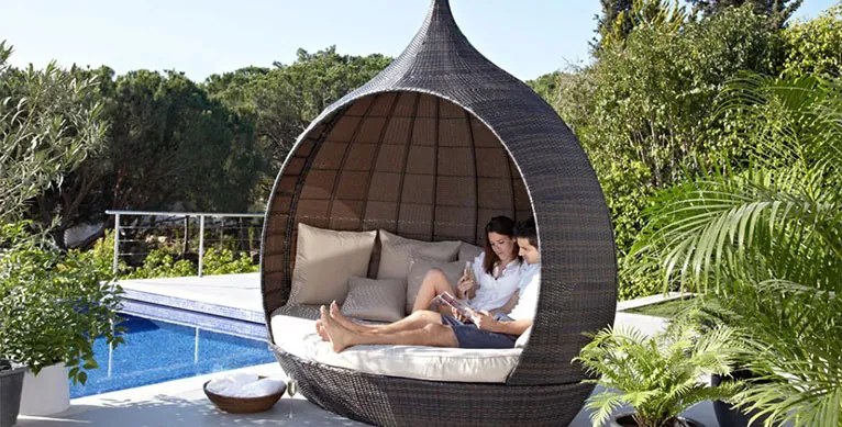 Exterio Pear ratanové ležadlo hnedé