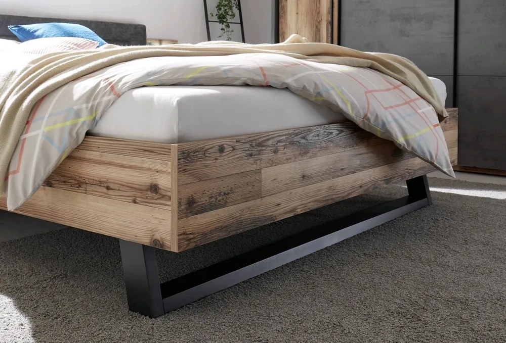 Posteľ s nočnými stolíkmi Sarnia 180x200 cm, zrubová doska/tmavý betón