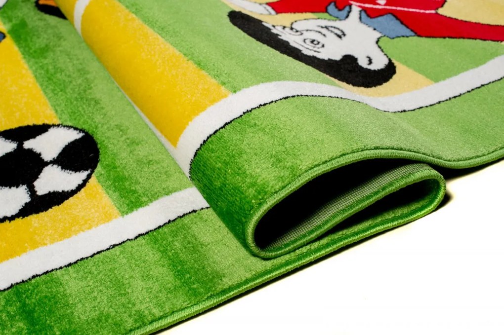 TA Koberec D573A ZELENÝ KINDER Rozmer: 240x330 cm