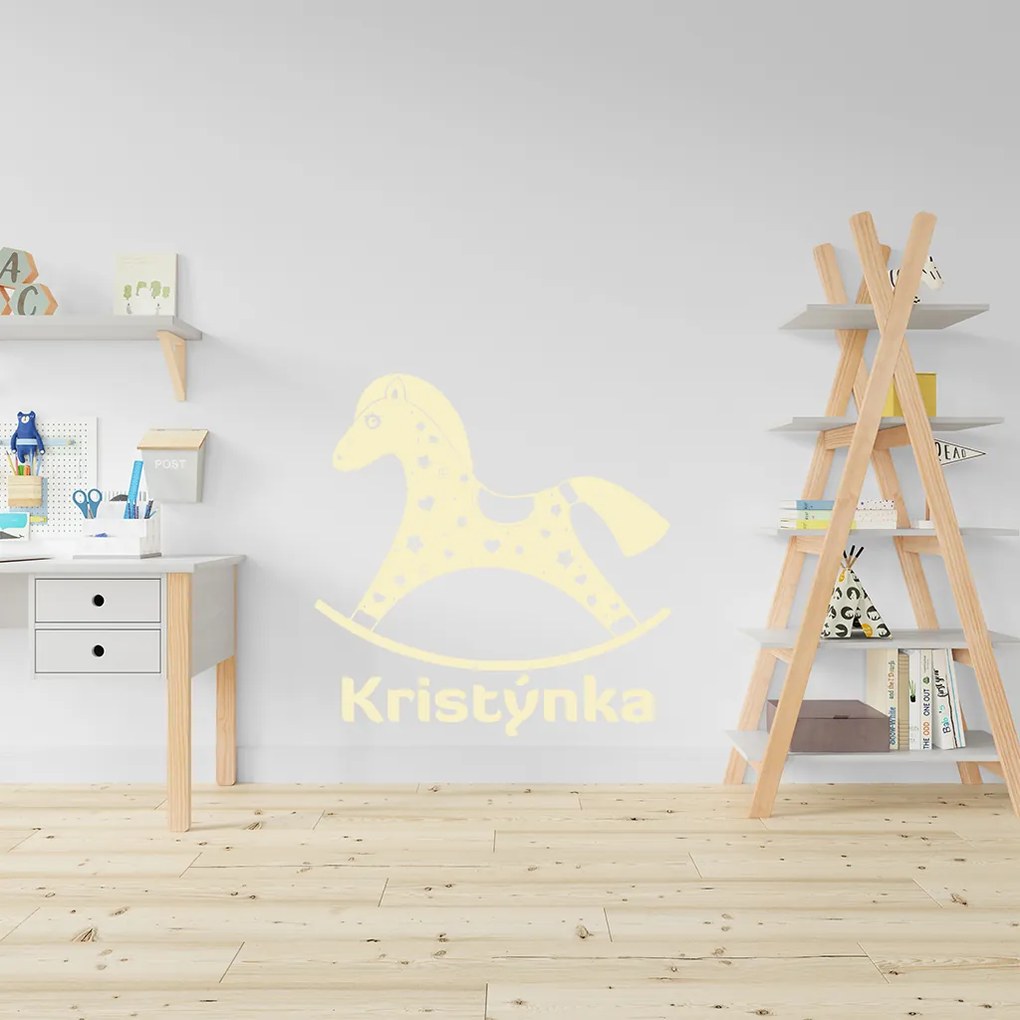 Veselá Stena Samolepka na stenu na stenu Hojdací koník s menom Farba: černá