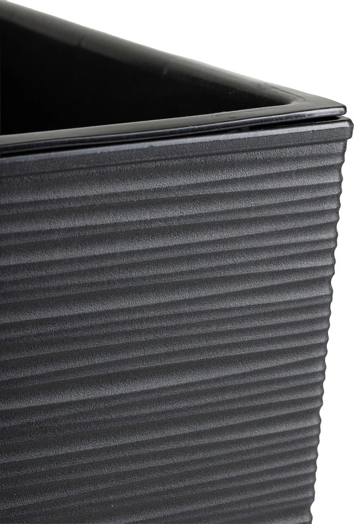 PLASTOVÝ KVETINÁČ PORTO RIFLO 57X29,5X29,5 CM ČIERNA