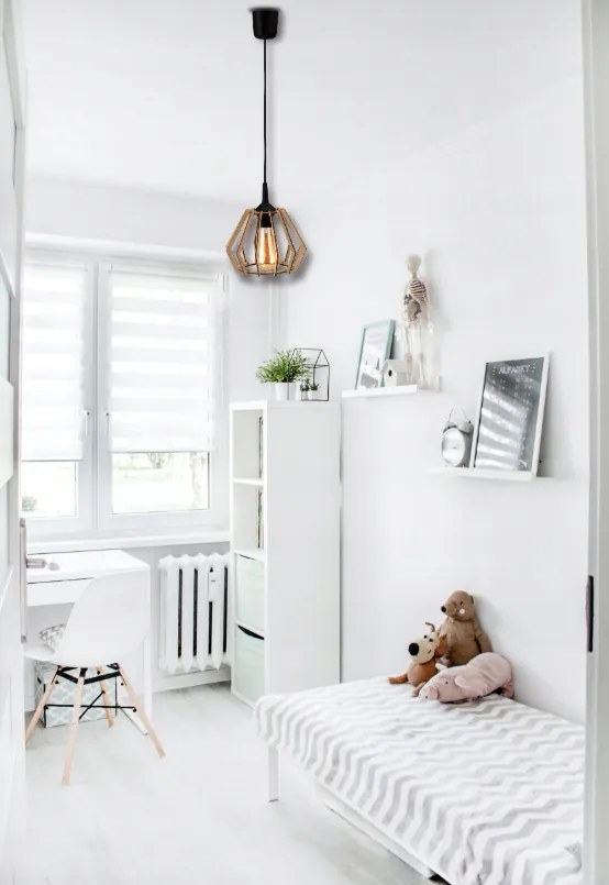 Závesné stropné LED svietidlo, drevené, s háčikom