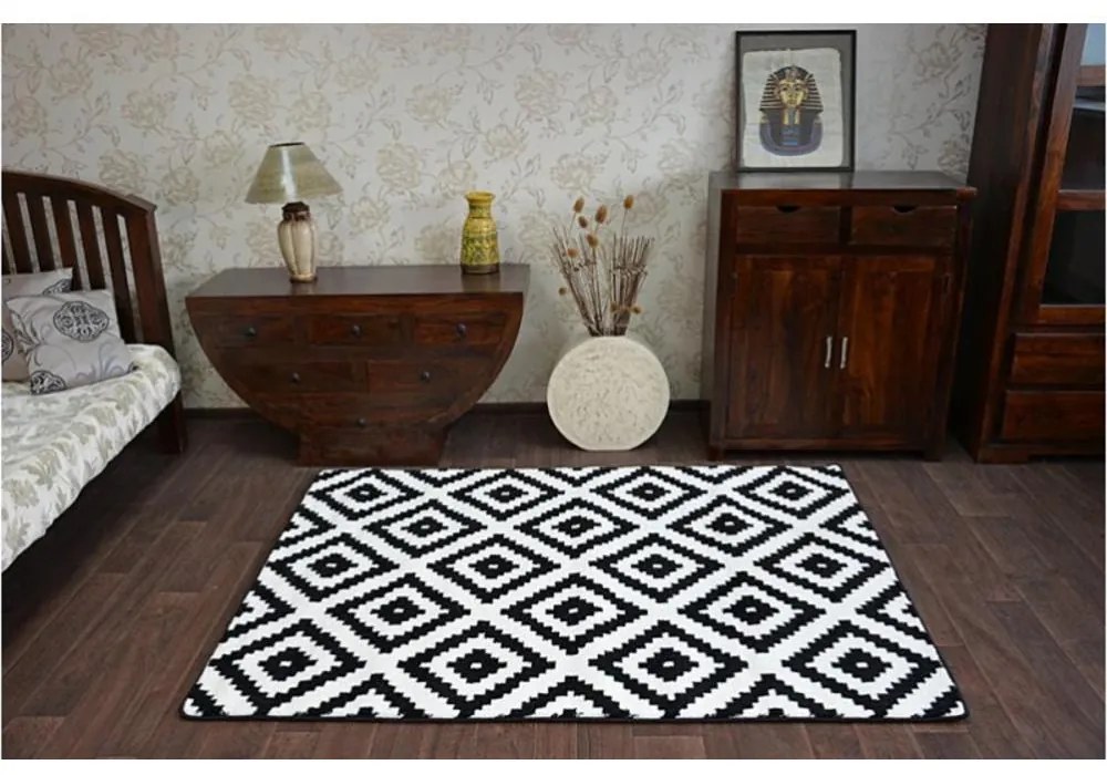 Kusový koberec Estel čierny 280x370cm