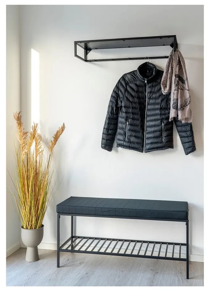 Čierna lavica Vita - House Nordic