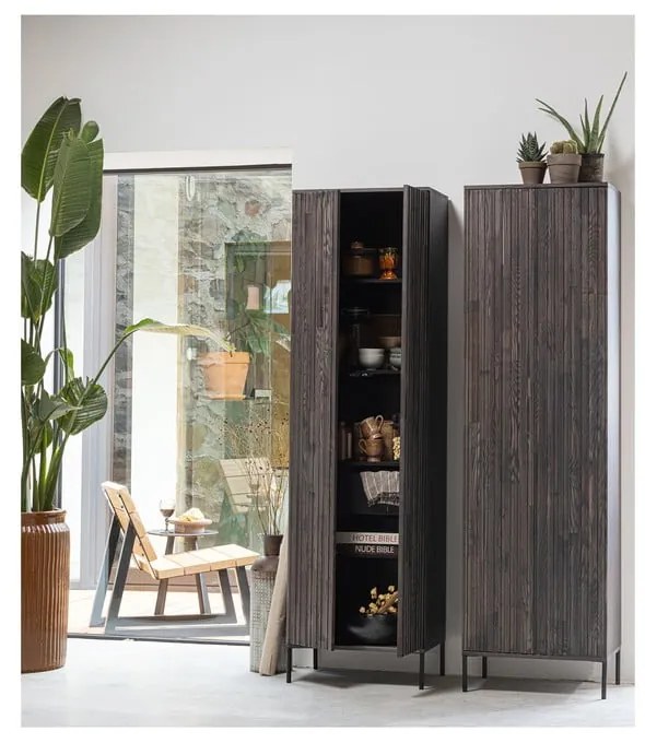 Hnedá šatníková skriňa v dekore jaseňa 60x210x42 cm Gravure – WOOOD