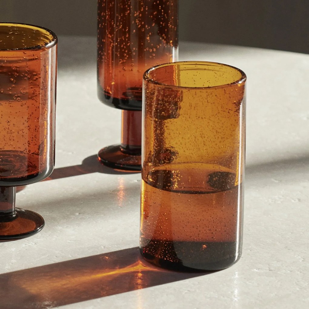 Ferm Living Pohár na vodu z recyklovaného skla Oli Amber 220 ml