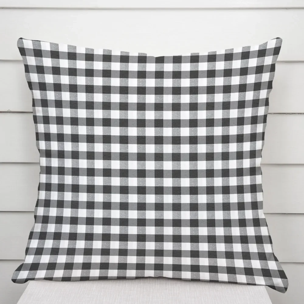Biante Dekoračná obliečka na vankúš Rebeka RE-011 Sivo-biela kocka stredná 45 x 45 cm