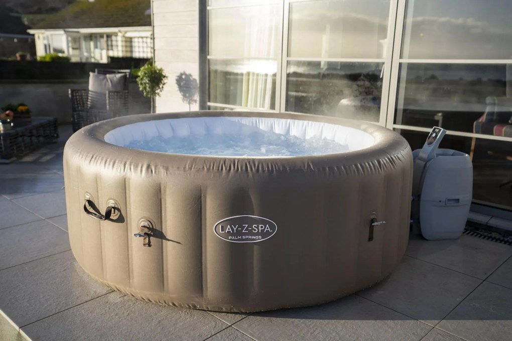 BESTWAY Lay-Z-Spa Palm Springs AirJet Vírivka, 196 x 71 cm, 4-6 osôb 60017