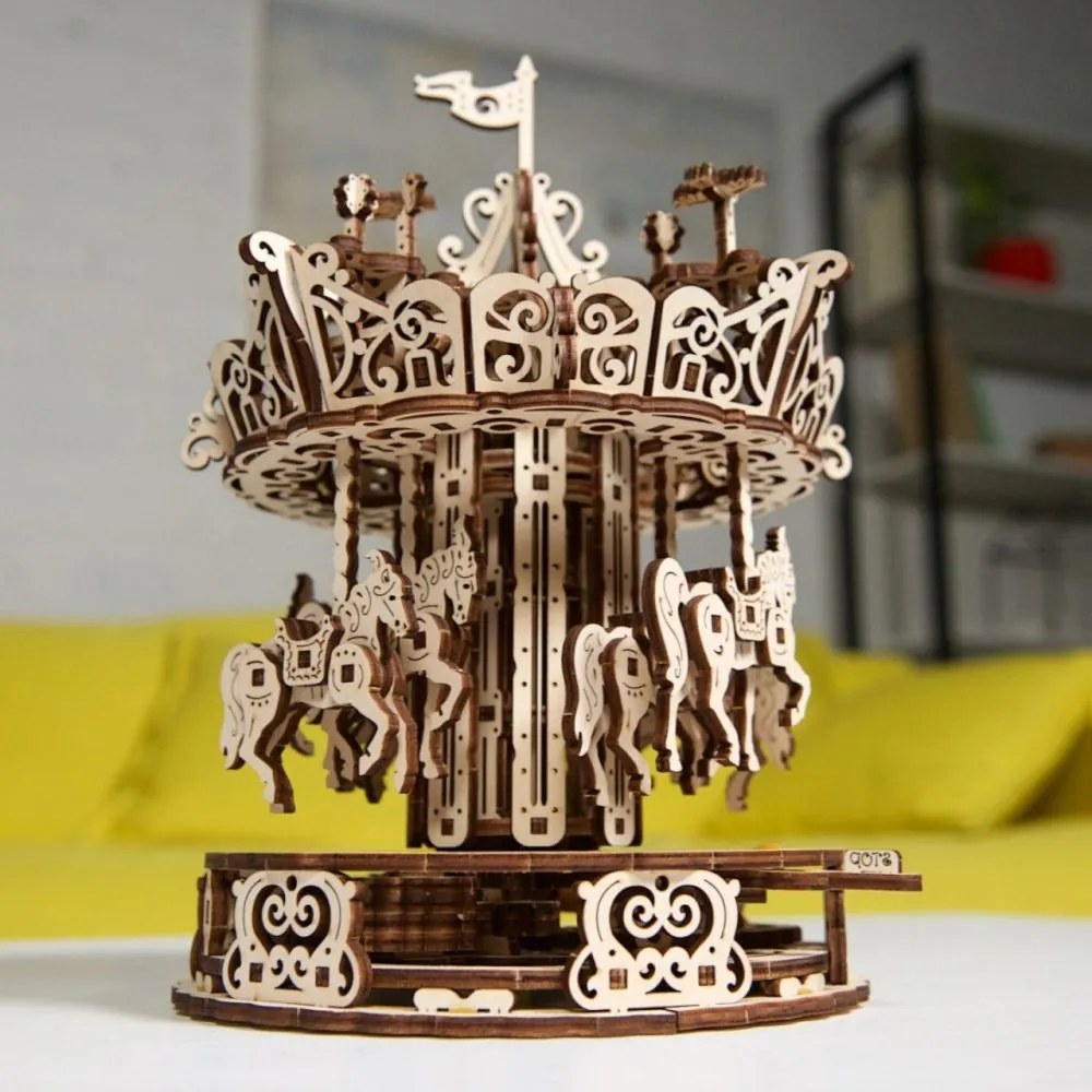 Ugears 3D puzzle Kolotoč 305 ks