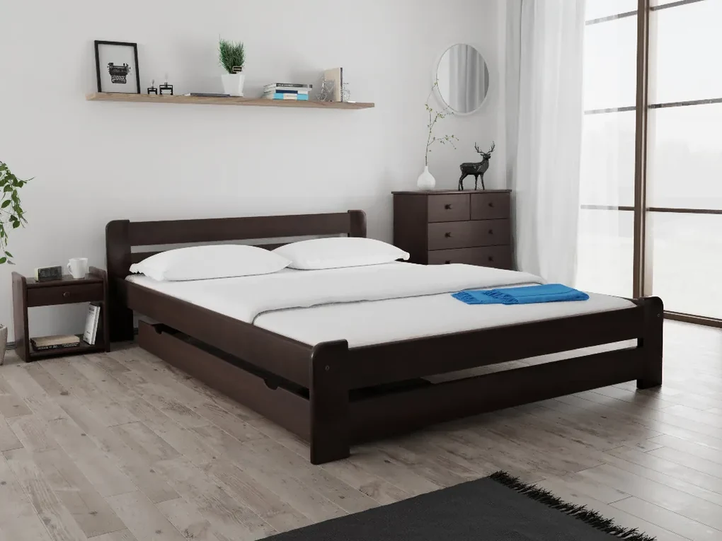 Posteľ Laura 140 x 200 cm, orech Rošt: S lamelovým roštom, Matrac: Matrac COCO MAXI 20 cm