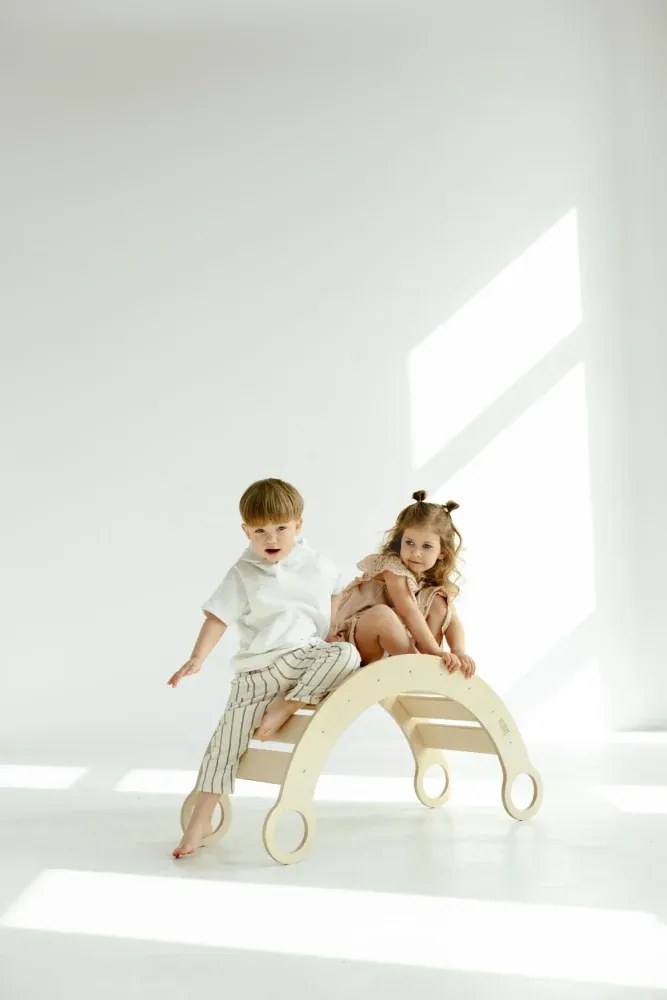 Montessori drevená hojdačka prírodná M Čierna