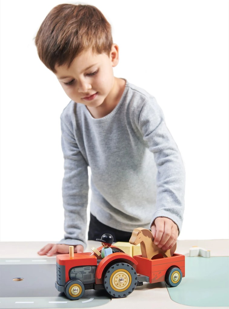 Tender Leaf - Drevený traktor s koníkom