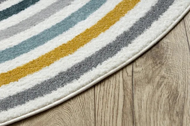 Koberec FUSION Shape 5711 biely / tmavozelený ovál