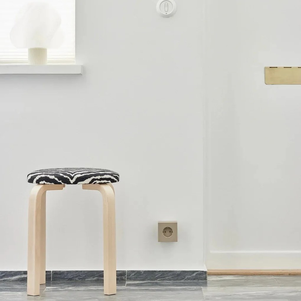 AVOLT Modulárny rozbočovač Square 2 / USB-C Nomad Sand
