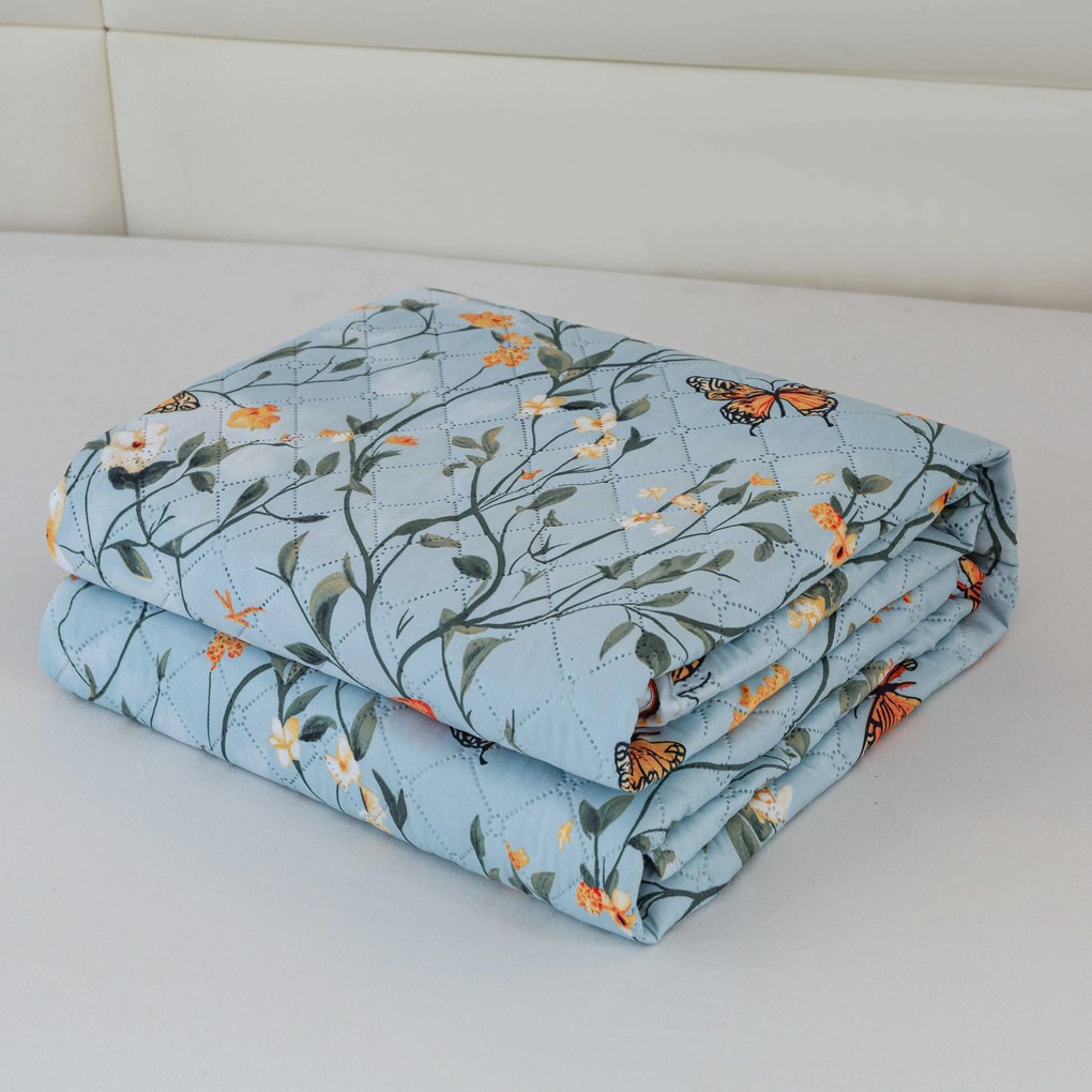 Prehoz na posteľ MONARCH WINGS, svetlomodrý Rozmer: 220 x 240 cm