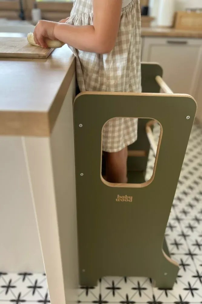 Učiaca veža Montessori pre deti olivová