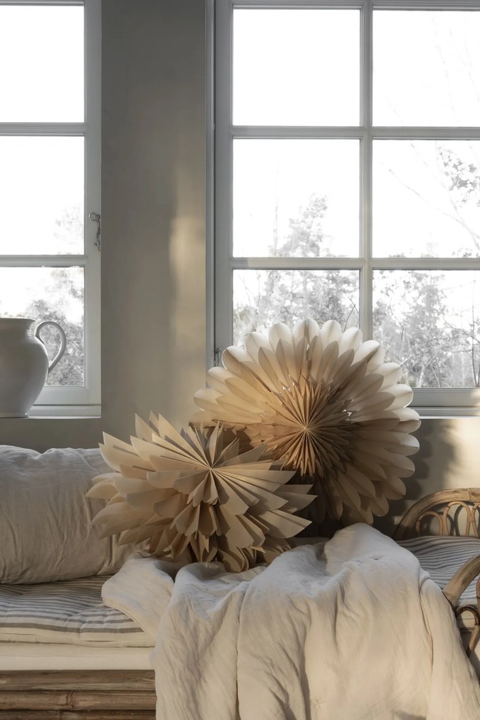 Watt & Veke Závesná svietiaca hviezda Athena 50 cm