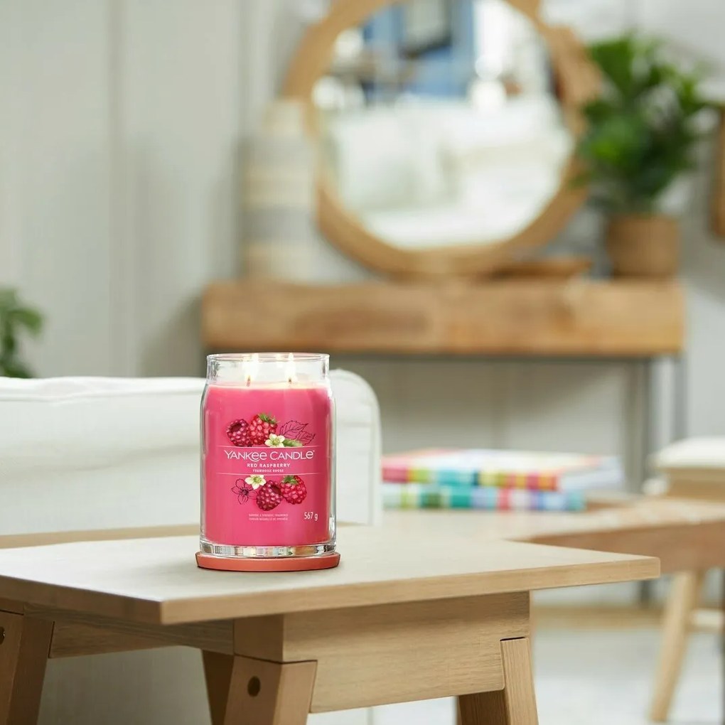 Yankee Candle Signature Red Raspberry Veľká vonnásviečka, 567 g, L