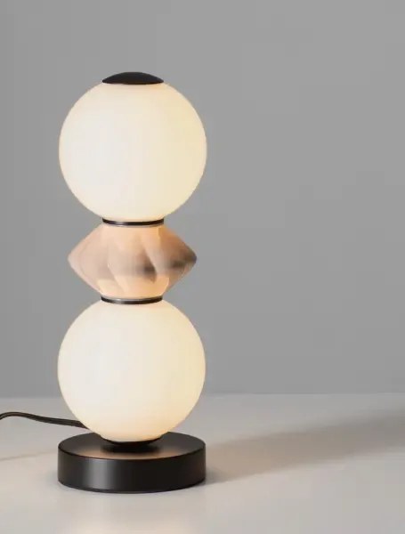 Dizajnová stolová lampa Pallina B