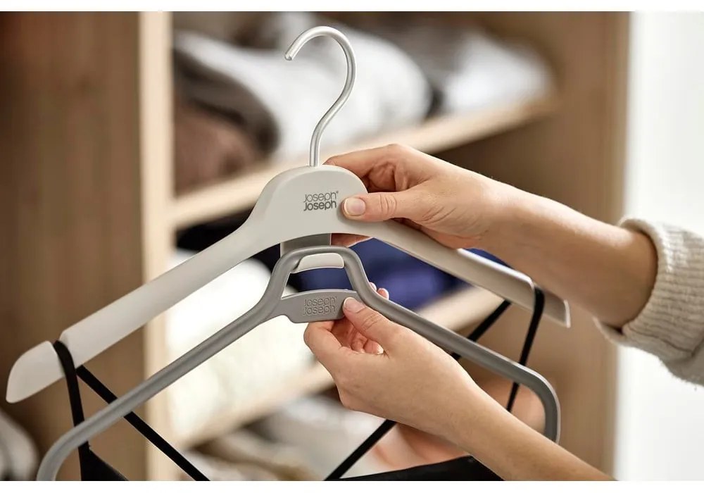 Plastové vešiaky v súprave 2 ks Orderly – Joseph Joseph