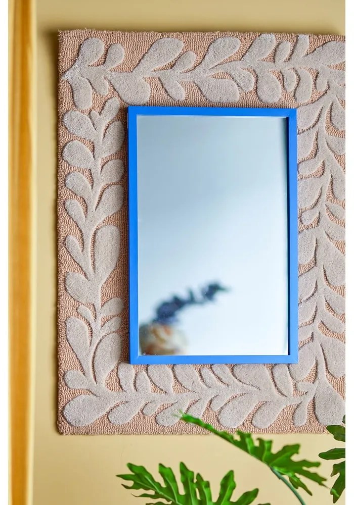 Nástenné zrkadlo s dreveným rámom 40x60 cm Atle – Bloomingville