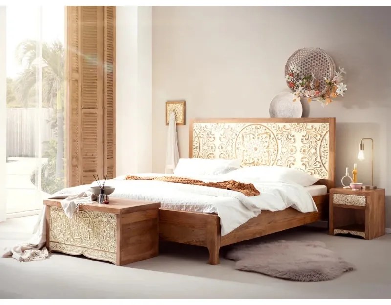 furniture-nabytek.cz - Masívna posteľ Delhi z mangového dreva, lakovaná, hnedá – 180x200 cm