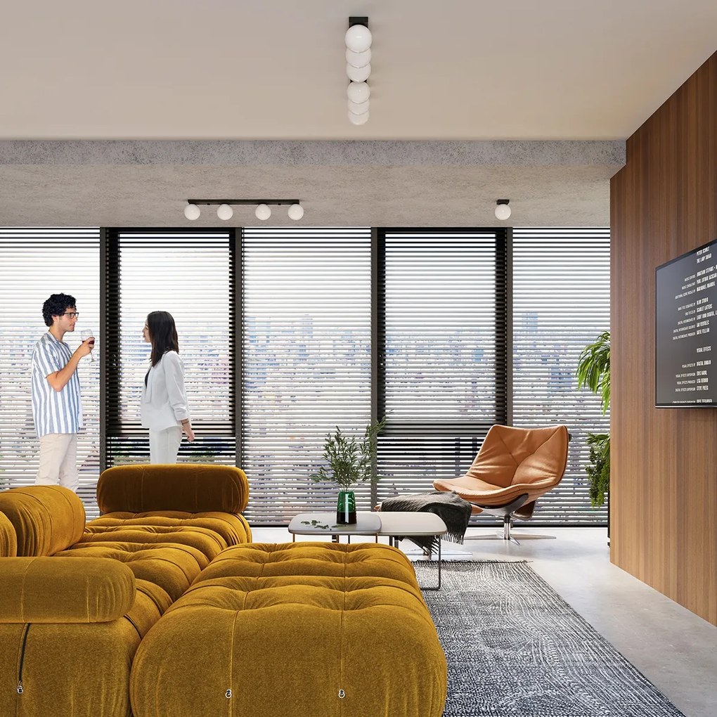 Stropné svietidlo Yoli, 3x biele sklenené tienidlo, b