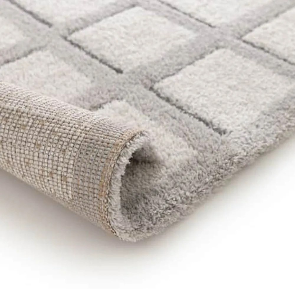 Koberec Serenity v sivej farbe s geometrickým vzorom Šírka: 160 cm | Dĺžka: 230 cm