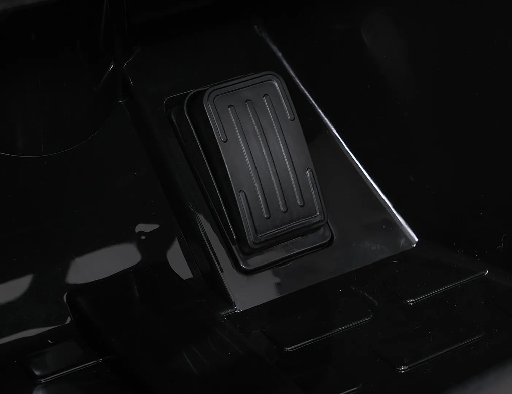 Ramiz Vozidlo Porsche Formula E Červená