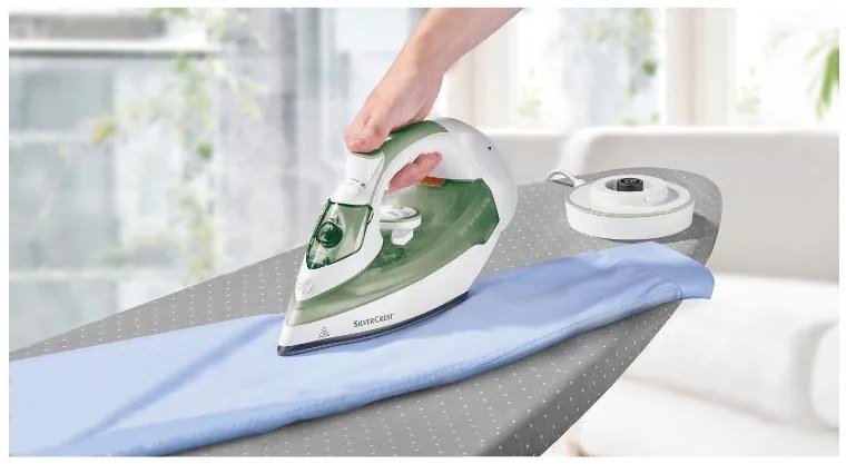 Silvercrest®  Bezdrôtová naparovacia žehlička Sdbk 2400 E1 (zelená)  (100386468)