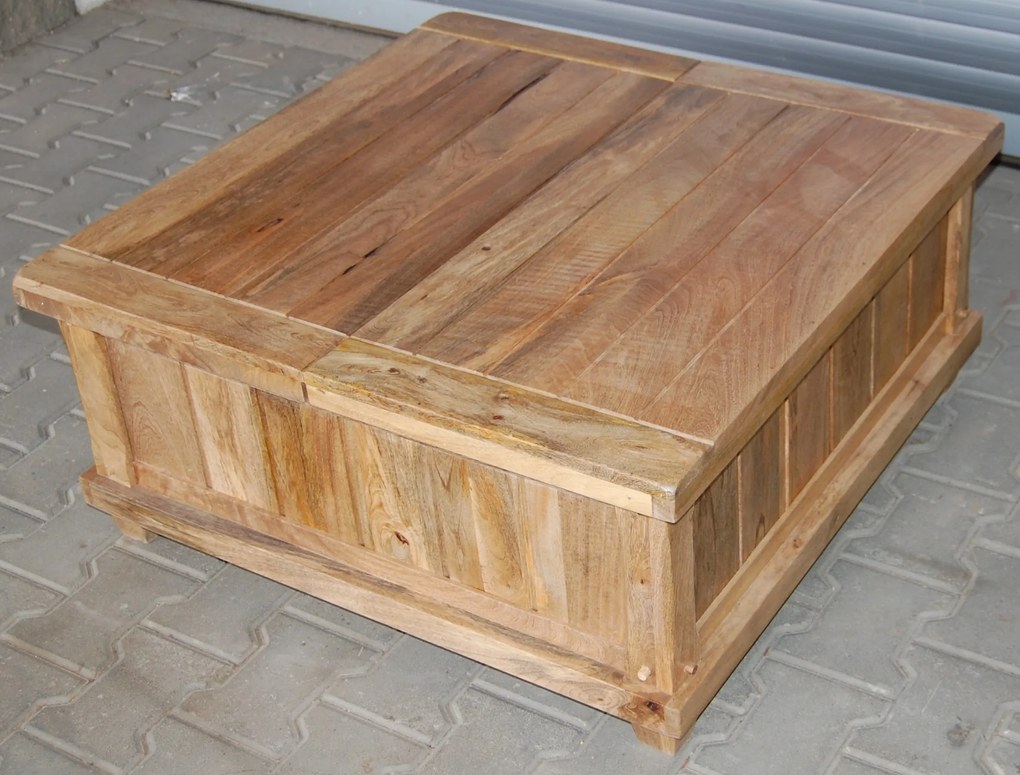 furniture-nabytek.cz - Velký konferenční stolek z mangového dřeva 90x40x90