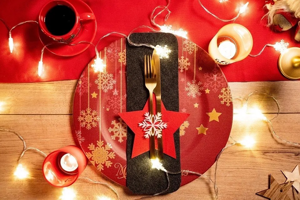 Vianočný obal na príbor Red Star 6 ks červený