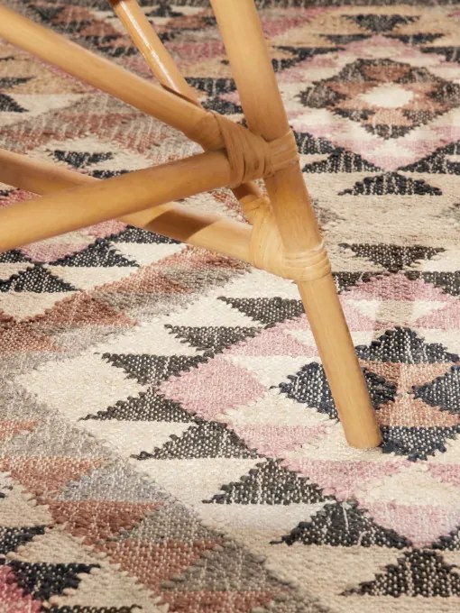 Koberec Elle Decoration Roya Parsa krémový / viacfarebný