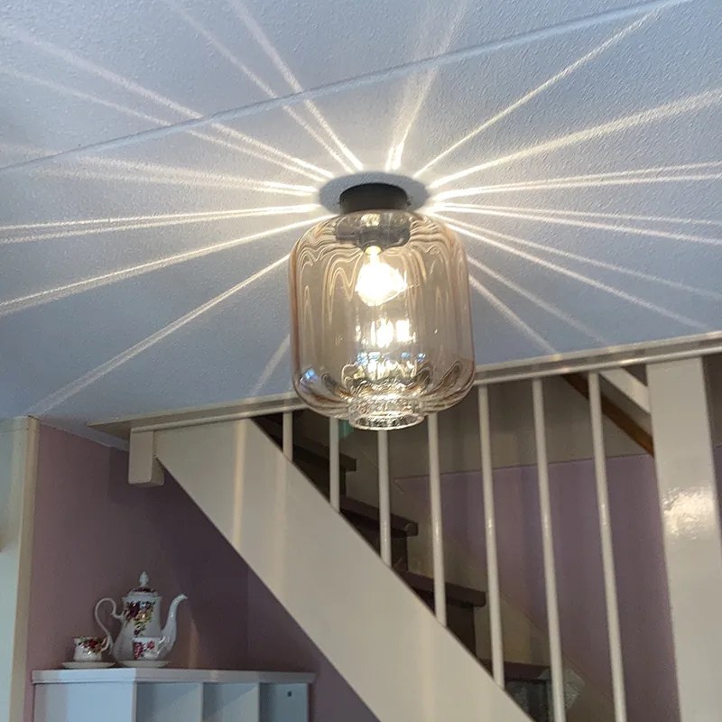 Dizajnové stropné svietidlo čierne s jantárovým sklom - Qara